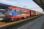 br-242-ex-268sd-s-49902/693903/privater-stahlzug-mit-242-555-durchfahrt Privater Stahlzug mit 242 555 durchfahrt am 31 Mai 2015 Breclav.