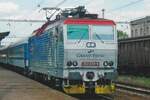 CD 363 039 'Grand Princ' steht am 30 Mai 2012 mit ein Rychlyk in HRanice nad Morave.