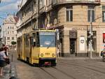 LKP (Львівське комунальне підприємство) Lviv ElektroTrans Strassenbahn 1151 Tatra KT4D ex-EVAG Erfurt Baujahr 1981. Prospekt Svobody, Lviv, Ukraine 10-08-2024.

LKP (Львівське комунальне підприємство) Lviv ElektroTrans tram 1151 Tatra KT4D ex-EVAG Erfurt bouwjaar 1981. Prospekt Svobody, Lviv 10-08-2024.