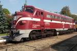 M61-010 nimmt am 9 September 2018 teil an der Lokparade ins Eisenbahnmuseumpark von Budapest.