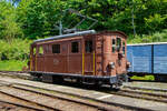 Die ex BOB HGe 3/3 29 der Museumsbahn Blonay–Chamby rangiert  am 27.05.2023 im Museumsareal in Chaulin.