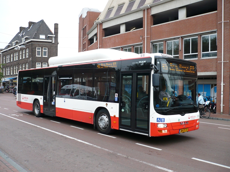 Veolia MAN Lion's City Nummer 6668 Korevaarstraat Leiden 26-09-2009.