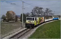 Da der Vier-Wagenzug zu lang war für meine Kamera (!) musste ich mehr oder weiger geschickt 