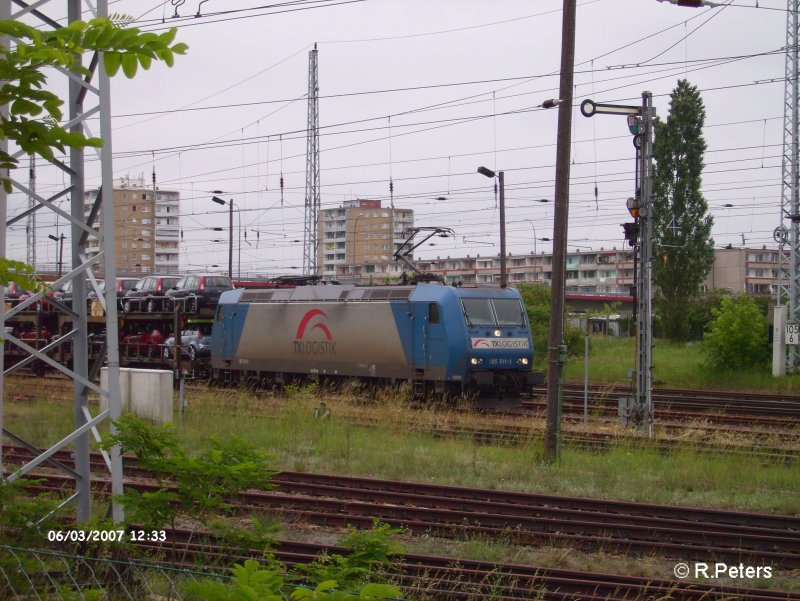 Zeit noch ein Bild zu machen von 185 511-3,Eisenh�ttenstadt 03.06.07